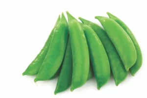 Peas Sugarsnap vegetable home garden